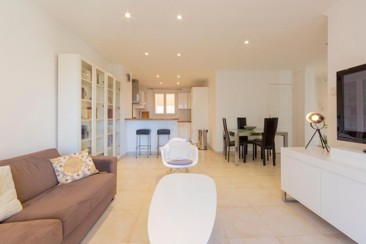 Appartamento Robert Soleau Bright Design Flat Center Of Antibes Esterno foto