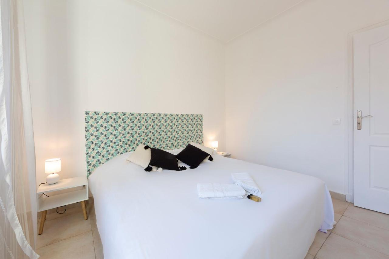 Appartamento Bnb Renting Bright Design Flat Center Of Antibes Esterno foto